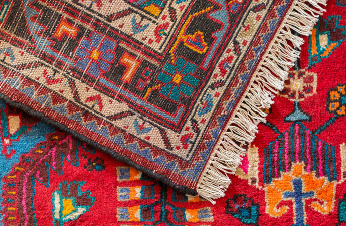 Highlighting the beauty of Oriental rug fringes in home decor.