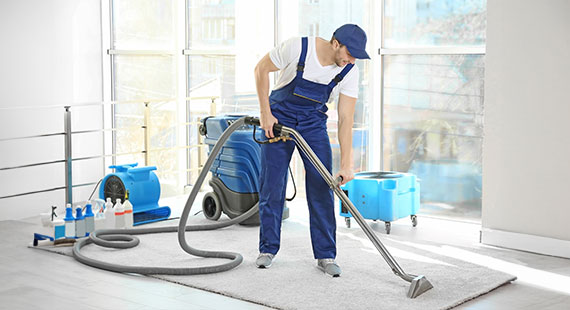 cleaning rug professionally
