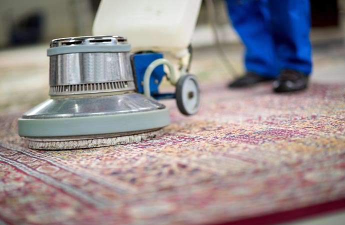 indoor rug clean with electrical vacuum cleaner