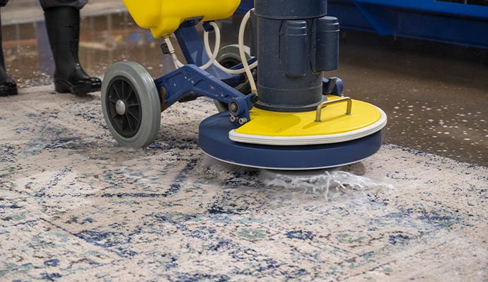 Rug cleaning using an equipment